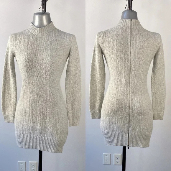 Dresses & Skirts - Light gray textured pull over long sleeve zip back sweater dress size small
